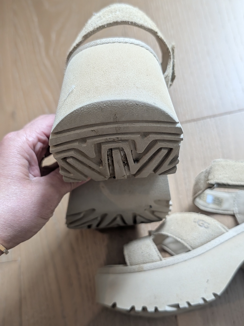 UGG Women’s Tan Suede Platform Sandals - Picture 3 of 13